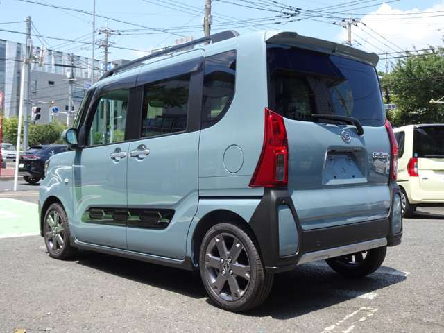 自社工場を完備しておりますので、日常のメンテナンスから、車検、修理はお任せください