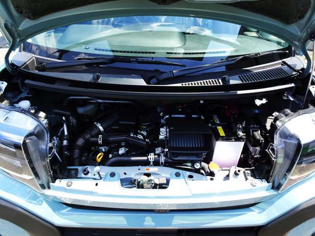 エンジンオイル交換から、点検や整備。　車検、鈑金修理などお車の事なら何でもお任せ下さい。