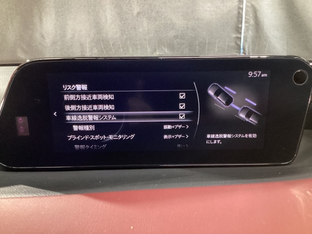 TCS（トラクションコントロールシステム）＆DSC（横滑り防止機構）やBSM（隣車線上の側・後方からの車両接近を通知）、LDWS（車線逸脱警報システム）で安全運転をサポート！