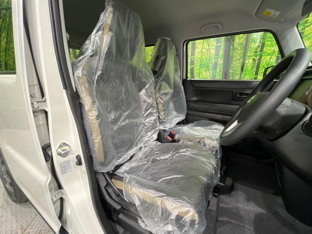 もちろん車内はキレイです♪よりクリーンな状態をキープしたいお客様には『ナノゾーンコート』がおすすめ！新型コロナウイルス対策や、除菌・消臭に効果を発揮し多くの方にご好評いただいております。