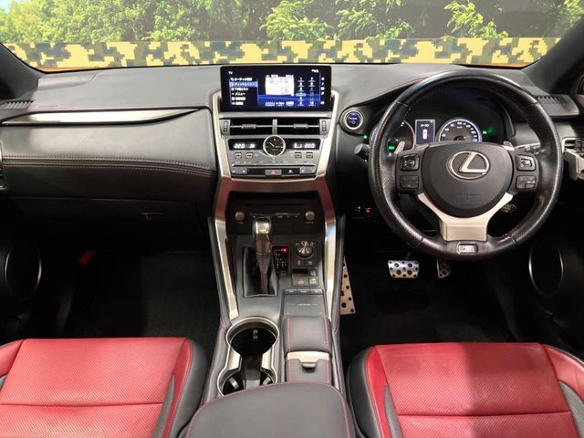 グループ総在庫数約30，000台！！全国の系列店からメーカー・車種問わずご紹介出来るので、あなたにピッタリのお車が見つかるはずです♪まずはお問い合わせ下さい☆