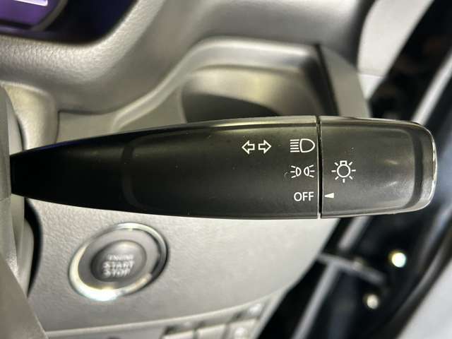 お車の機能や安全装備に関して気になる方は、ぜひ一度ご来店ください！その場でスタッフがご説明可能です！