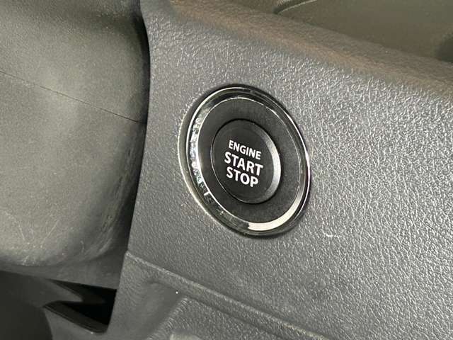 お車の機能や安全装備に関して気になる方は、ぜひ一度ご来店ください！その場でスタッフがご説明可能です！