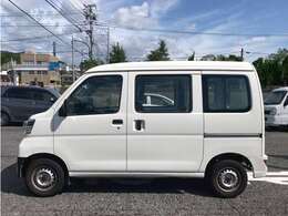 バンやトラックは、お仕事や日常生活で大活躍すること間違いなしです！