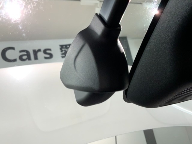 万が一の事故のときもドライブレコーダーがあると安心です。ご利用になる場合は個人情報保護の観点より新品の対応SDカードをお求め下さい。