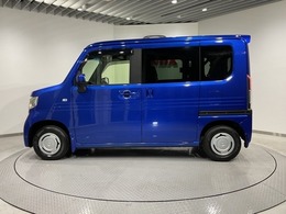 車両状態証明書付き車両です。車両状態を検査員が評価をし、結果を点数で表示しております。1台1台プロの目で事細かにチェックしている車両ですので、ご安心してお買い求めしていだけます。