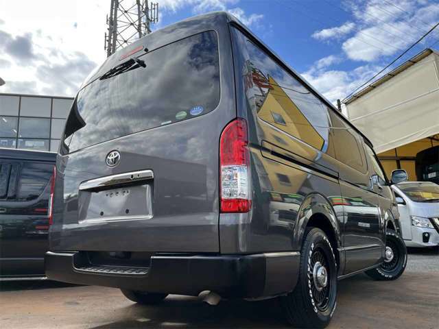 全国でも屈指の店頭在庫数！掲載車両は全て自由にご覧頂けます！ハイエース・キャラバン選びは是非専門店で！初めてのバンという方でも丁寧にご説明いたします！お気軽にお問い合わせください！