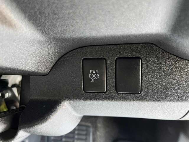 当社は全国のお客様に多数販売させていただいております。写真では伝わらない車両の状態などご希望が御座いましたら現車を確認しながら詳細にお伝えします。ローン申込みも電話・メールにて簡単です。048-261-3711