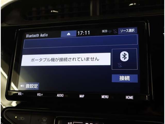 Bluetoothでのハンズフリー通話はもちろん、オーディオプレーヤー接続にももちろん対応しています。お手持ちのスマートフォンの音楽を車内でお楽しみいただけます。