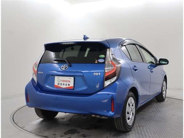 当社自慢の「くるまるクリーン」施行済み☆ボディはもちろん、エンジンルームや車内の隅々まで徹底洗浄＆消臭・除菌加工しています♪