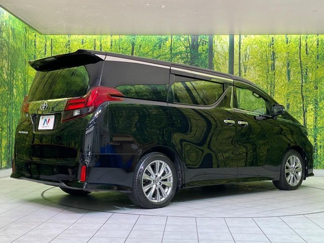 ☆全国のネクステージからお取り寄せが可能※！遠方の店舗に展示してあるクルマが気になる場合も、最寄りの店舗でご覧いただくことが可能です！是非私たちに要望をお聞かせください！※別途費用