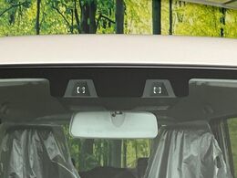 【スズキ　セーフティサポート】走行中に前方の車両等を認識し、衝突しそうな時は警報とブレーキで衝突回避と被害軽減をアシスト。より安全にドライブをお楽しみいただけます。