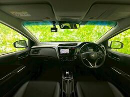 「この車の写真をもっと見たい」「状態が気になる」「この装備はついている？」どんな小さな疑問でもお気軽にお問い合わせください！