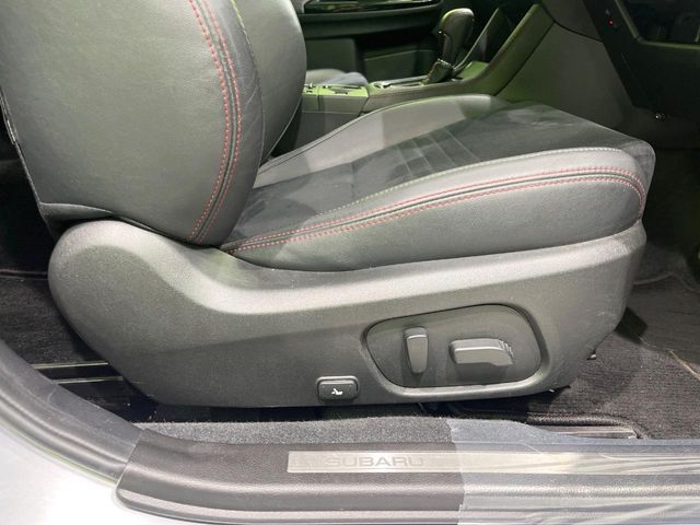 【パワーシート】スイッチ一つで簡単にシートの微調整が可能！電動だから力もいりません！快適なシートポジションにセットして、快適なドライブをお楽しみください。