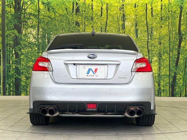 安心の最長10年・走行無制限保証（有償）をご用意。保証内容も充実はもちろん、無料点検＆オイル交換や、年中無休の全国・24時間ロードサービスも付帯されておりますのでご安心下さい。