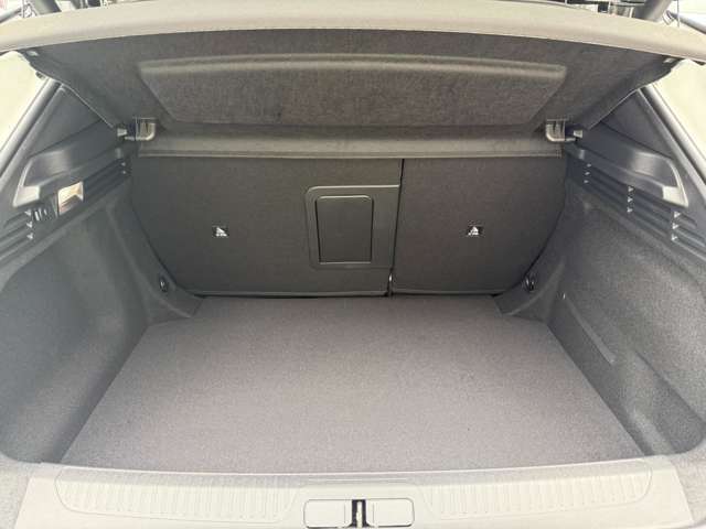 広々としたラゲッジスペースは様々なシーンでご利用いただけます！