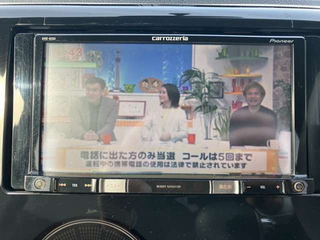 丁寧な整備には定評があり、自信を持ってお客様のお車の整備を行います。専門知識豊富なスタッフが親切・的確にご対応致します。