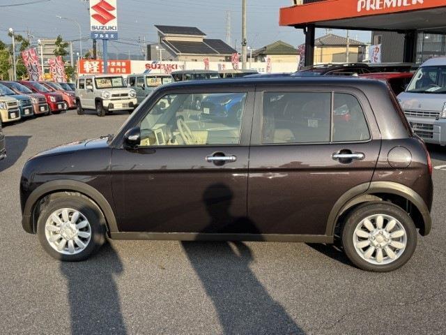 届出済未使用車とは、登録済みでなおかつ使用していない車のことを指します！ナンバー登録はしてあるものの、実際には使用されず保管しているケースが多く、必要最低限の走行しかしていないお車です♪