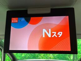 【フリップダウンモニター】大画面モニターで後席でもエンタメをお楽しみいただけます。小さなお子様にも大人気の装備です♪