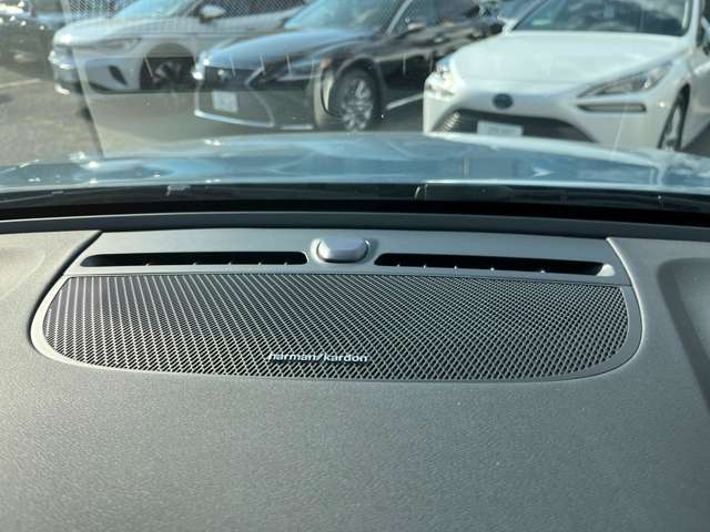 車検、鈑金、ドライブレコーダーの取り付けも承っております！お気軽にご相談ください！