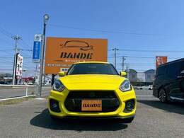 真正面からもとてもかっこよく、かわいくも見れます。