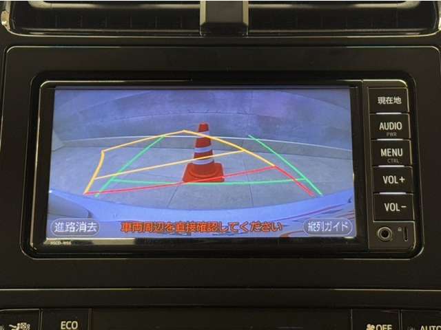 バックガイドモニター付きです！バックする際に後方の様子をモニター上に表示してくれます。運転席にいながら、後方が確認できるのでバックや駐車がスムーズに行えます。