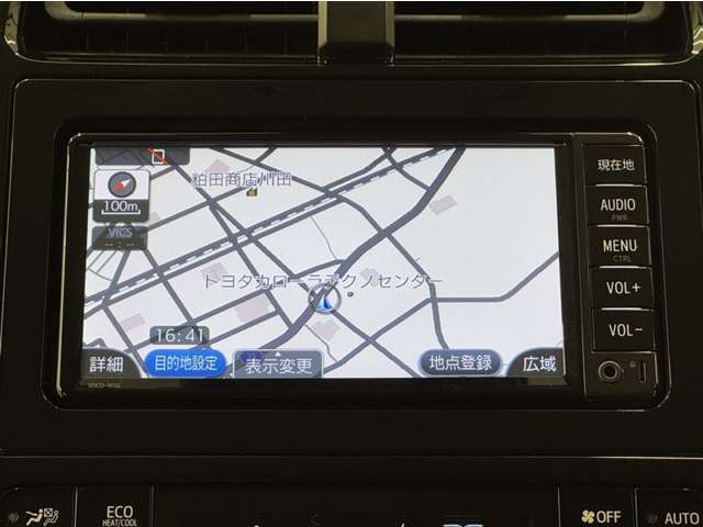 ナビ付きです。目的地を設定すれば、初めての場所でも簡単に行くことが出来ます。