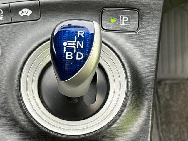 お車に合わせて無料保証以外にも、保証範囲、期間、距離を拡充させた有料保証もご用意しております！中古車の購入が初めてで不安・・・というお客様もご安心ください！