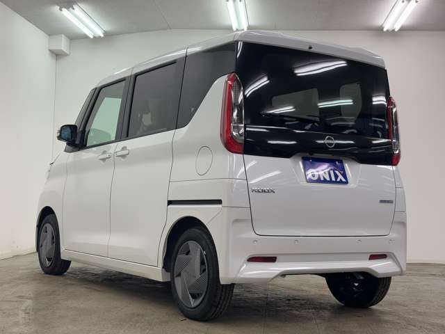 軽届出済未使用車専門店　ONIX八千代店の車両を拝見頂きありがとうございます。ご不明な点や他の写真も見たい！などご要望がございましたら、お気軽にメールもしくは、TEL：047-485-7741にてお問い合わせください