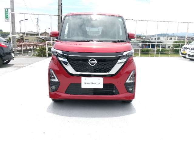 ワンオ-ナ-！ルークス4WDスパ-クリングレッド色入荷しました