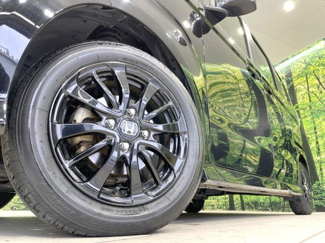 【純正14インチアルミホイール】外観にマッチした純正アルミホイールを装着しております。各種社外アルミホイールや、スタッドレスタイヤも取扱いしております。是非ご相談ください♪