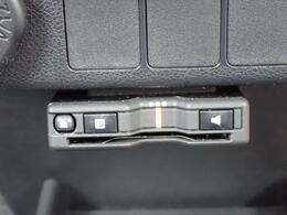 ETCも装備しています。ノンストップで料金所を通過できます。うれしい装備ですよね。