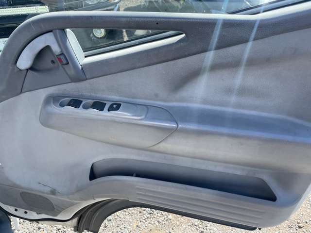 OriZinal Style（KG コンテナガレージ）では、初めて国産中古車や輸入車・アメ車をご購入されるお客様でも安心して快適なカーライフを送っていただけるようサポートさせていただきます。