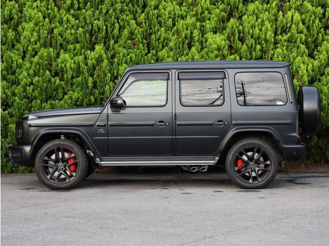 アルミホイールにガリキズもなく、綺麗なお車です。