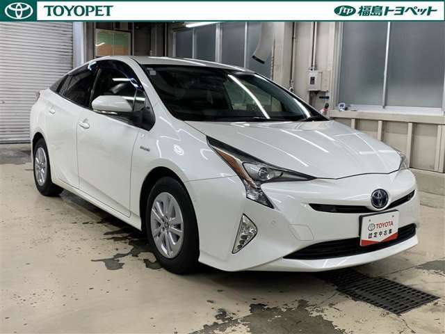 中古車の総合評価や内外装の状態などをひと目でわかるよう、トヨタ車のプロの検査員が実施した「車両検査証明書」をご用意しています。