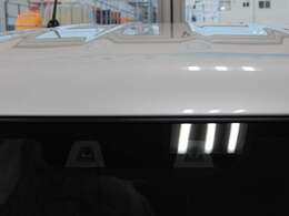 デュアルカメラブレーキが付いているので安心ドライブできます♪