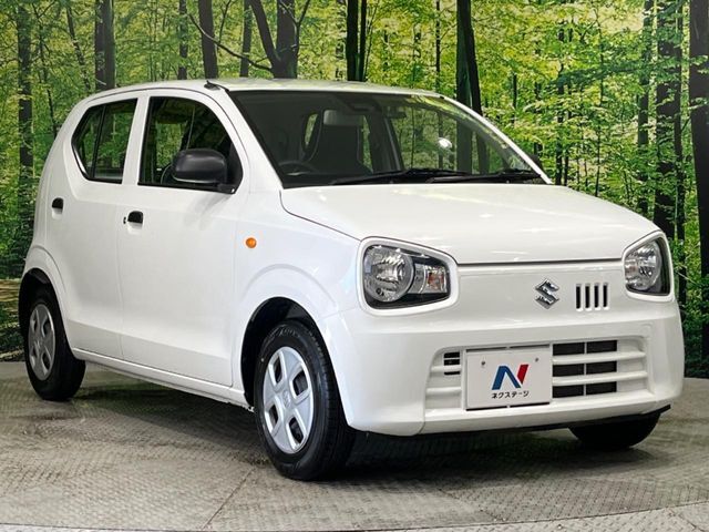 大好評のボディコーティング「弾スプラッシュコート」もご納車までに施工可能。通常のガラスコートと異なる、耐久年数6年の無機質ガラスコーティングが、ボディをキレイな状態に保ってくれます。