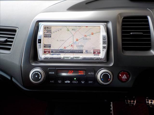 ワンオーナー☆禁煙車☆フルノーマル車☆純正ナビ地デジTV☆Bluetooth☆ETC☆無限フロントアンダースポイラー☆ブレンボキャリパー☆純正18AW☆HID☆プッシュスタート☆保証書☆取説☆