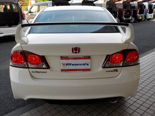 ワンオーナー☆禁煙車☆フルノーマル車☆純正ナビ地デジTV☆Bluetooth☆ETC☆無限フロントアンダースポイラー☆ブレンボキャリパー☆純正18AW☆HID☆プッシュスタート☆保証書☆取説☆