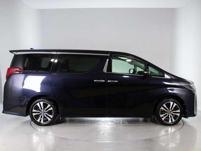 サイドビュー（ホイール交換・ダウンサス・車高調など)のカスタムも承っております