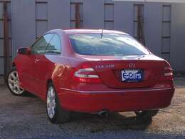 218ps（160kW）/5700rpm　31.6kg・m（310N・m）/3000-4600rpm　オートエアコン