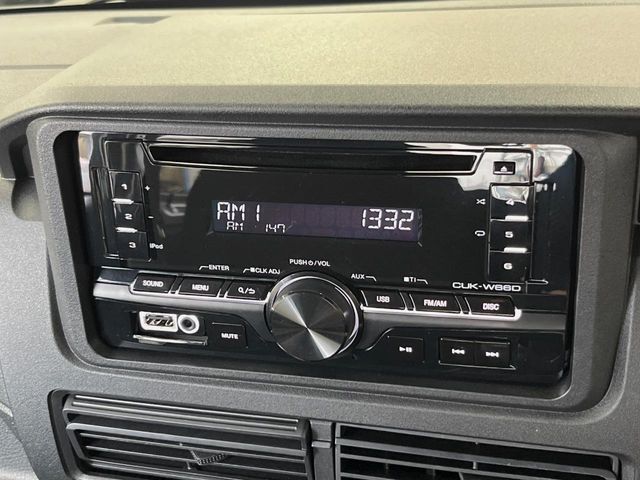 お好きな音楽を車内でお楽しみいただけます♪スピーカー交換・ウーハー追加などの音質向上や、最新ナビ・後席モニター等の取り付けも是非ご相談ください！