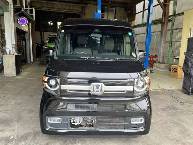 LEDヘッドライトで夜道の運転楽々♪