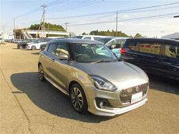 純正ナビ　ブルートゥース　全方位カメラ　アダプティブクルーズ　LEDヘッドライト　ETC　ドラレコ