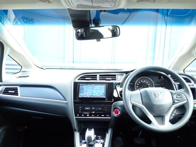 インパネ画像になります。車内は専門業者にて室内クリーニング施工済みなので、大変清潔です。