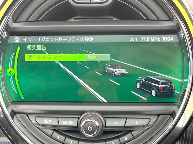 ●インテリジェントセーフティ：「衝突回避・被害軽減ブレーキ」「前車接近警告機能」を機能させるドライバー支援システム【ドライビング・アシスト】が装備されております！