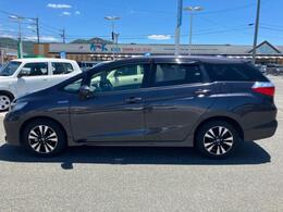 WECARSの在庫ページをご覧いただき誠にありがとうございます！WECARSは「お客様第一」をモットーにお客様のカーライフを全力でサポートいたします！