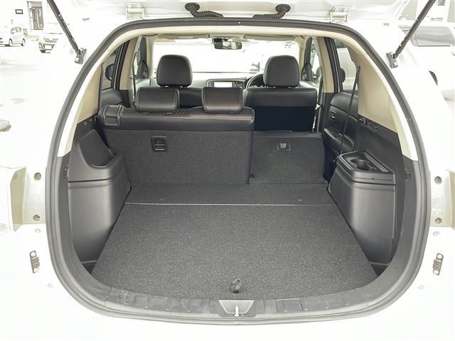 【シートアレンジ】乗せる人数、荷物によってシートをアレンジすれば、ダンボールなどの大きい荷物や、釣り具などの長尺物も載せられそうですね！
