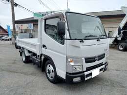 価格は車検整備込みです。一般販売の場合は30日間の修理保証つきです。