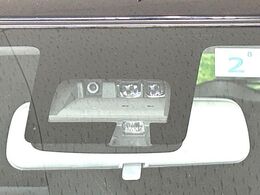 【スズキ　セーフティサポート】走行中に前方の車両等を認識し、衝突しそうな時は警報とブレーキで衝突回避と被害軽減をアシスト。より安全にドライブをお楽しみいただけます。